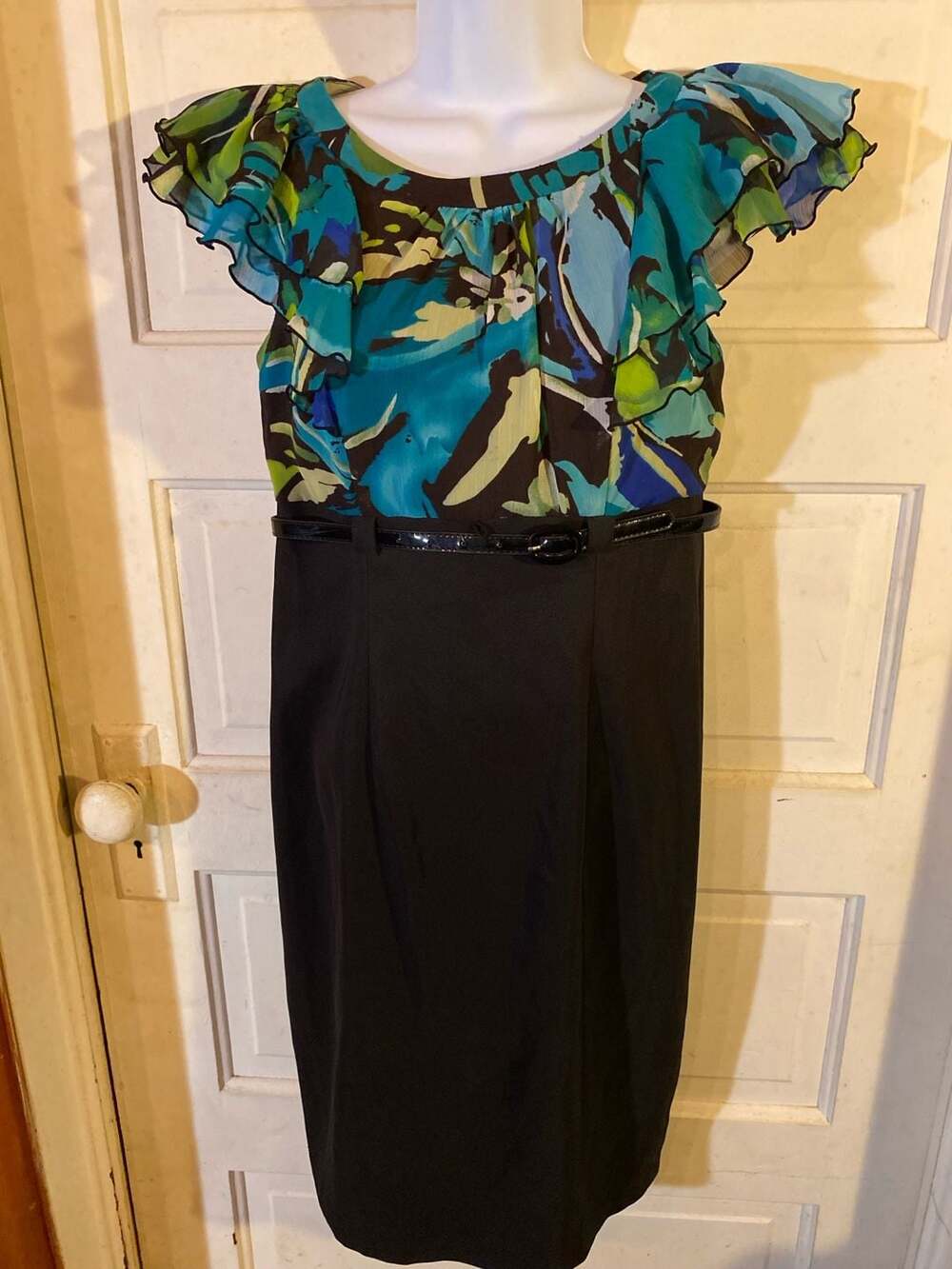 AGB Dress Petite Women's Floral Ruffle Sleeve Pencil Dress Size 4P